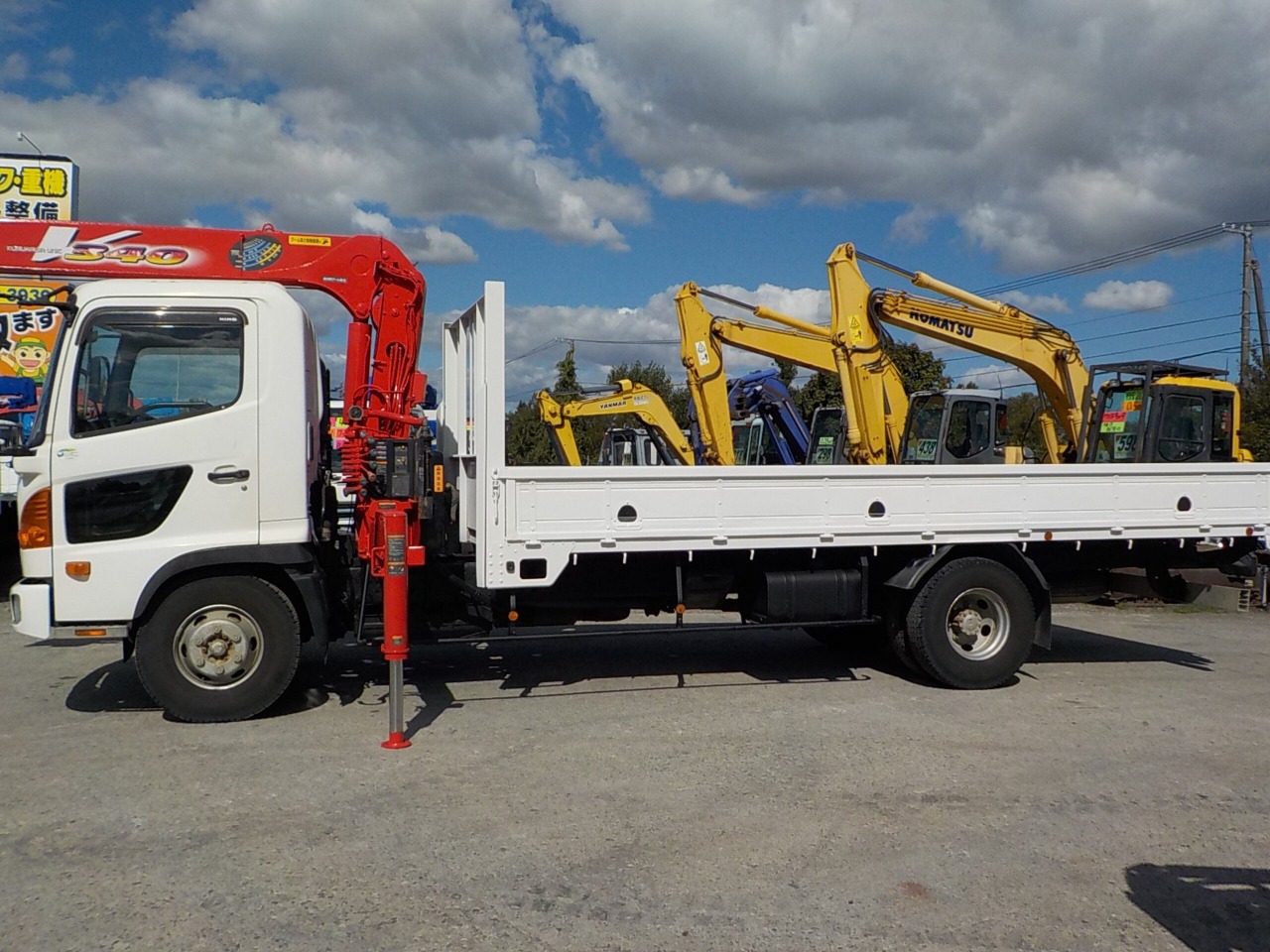 Hino Ranger   4t 4-stage Crane Long Hook-in (White)